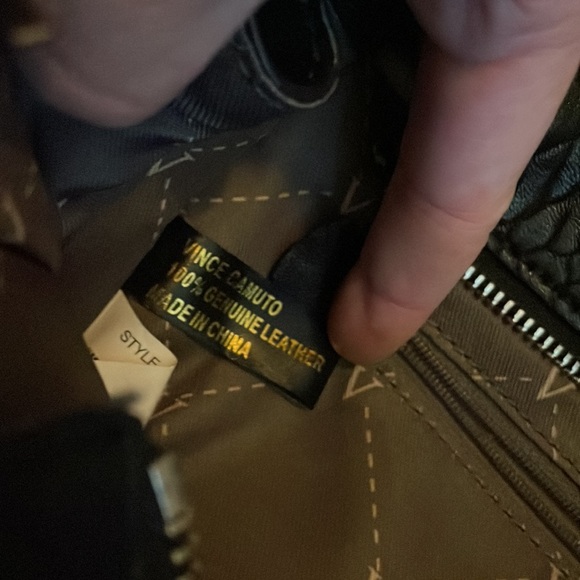 Vince Camuto 100% genuine leather handbag - Picture 5 of 5